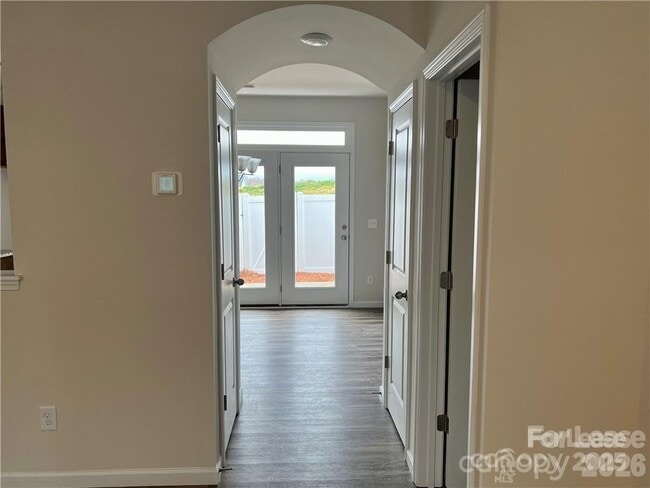 Photo - 1017 Beatty Wds Dr