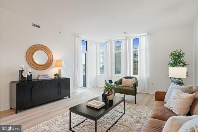 Photo - 8220 Crestwood Heights Dr Unit 315