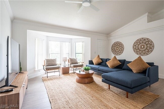 Photo - 507 14th St N