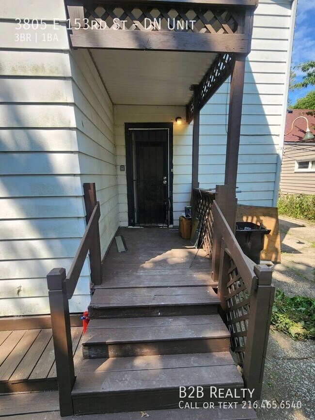Building Photo - 3805 E 153rd St Unit DN Rental