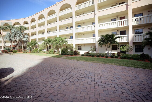 850 N Atlantic Ave Unit D203