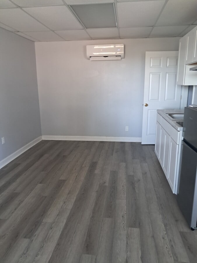 Photo - Colonial Unit 9A