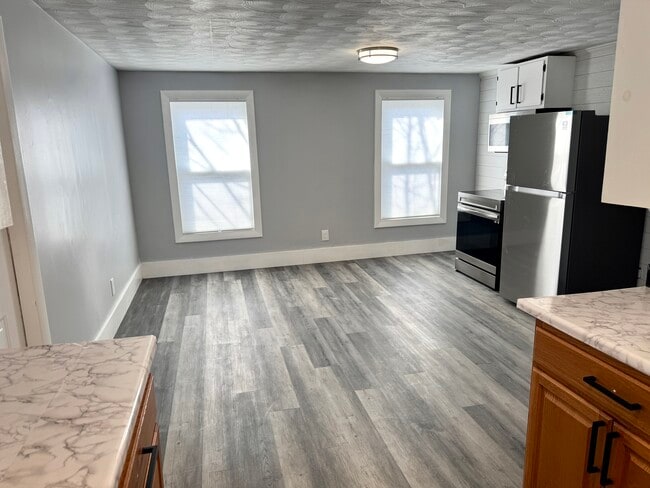 Photo - 32 Crosby St Unit Apartment #3