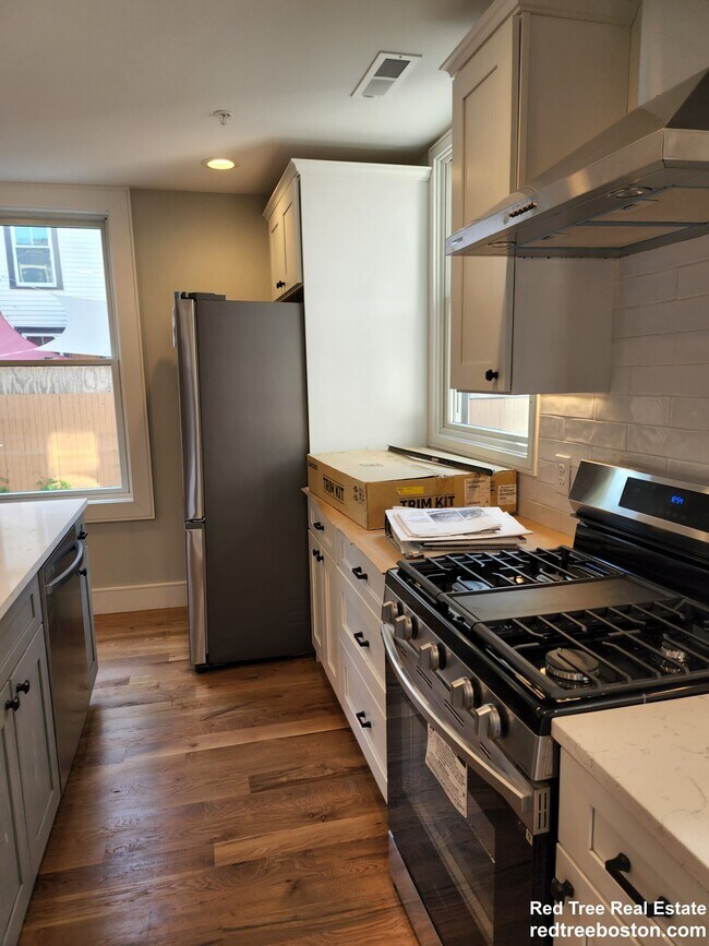 Photo - 201 Boylston St Unit 201