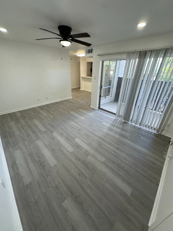 Building Photo - 2544 Hondo Ave Rental