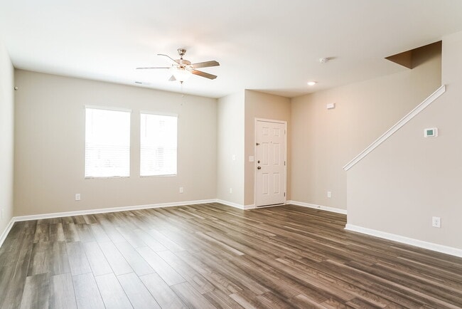 Photo - 338 Stone Arbor Wy