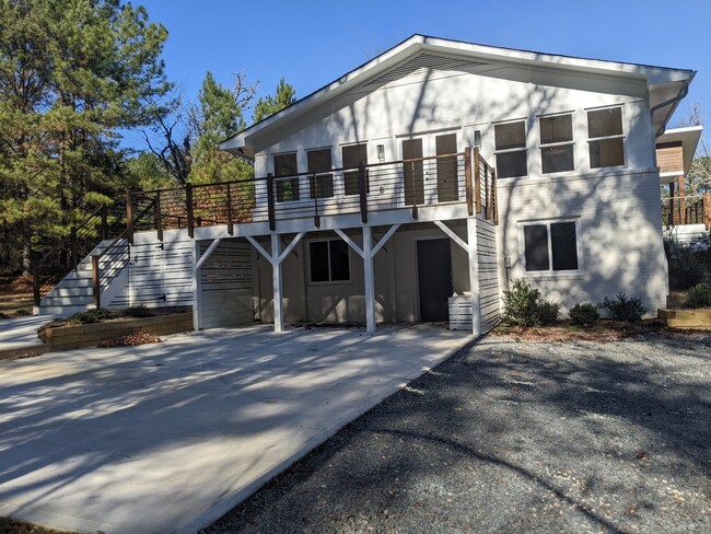Photo - 471 Erwin Rd House