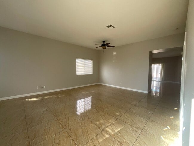 Photo - 5219 Willowdale Ct