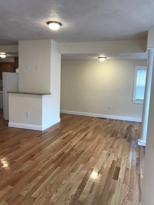 Photo - 18 Rockdale Ave