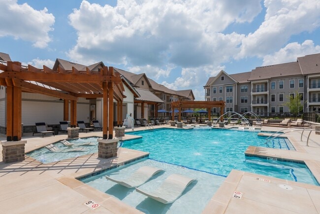 Building Photo - Cantara at Legacy Pointe