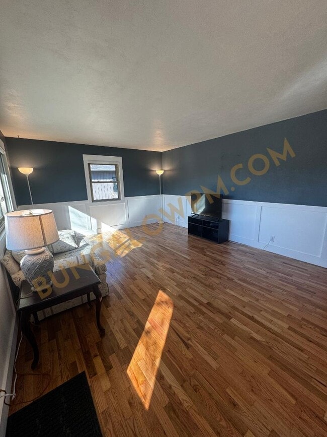 Photo - 2507 Lewis Ave