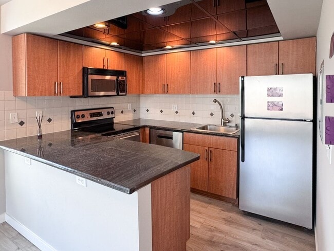 Photo - 1bd/1ba Seattle Condo Unit 701