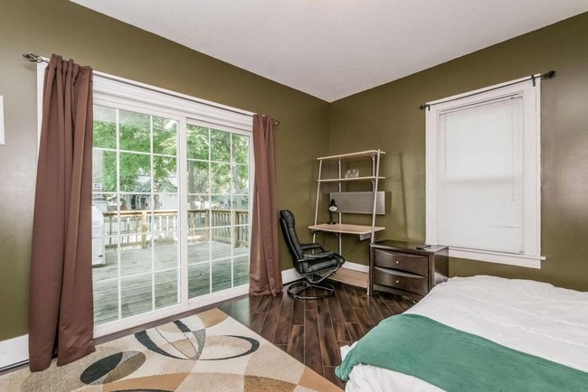 Photo - 1261 Union St