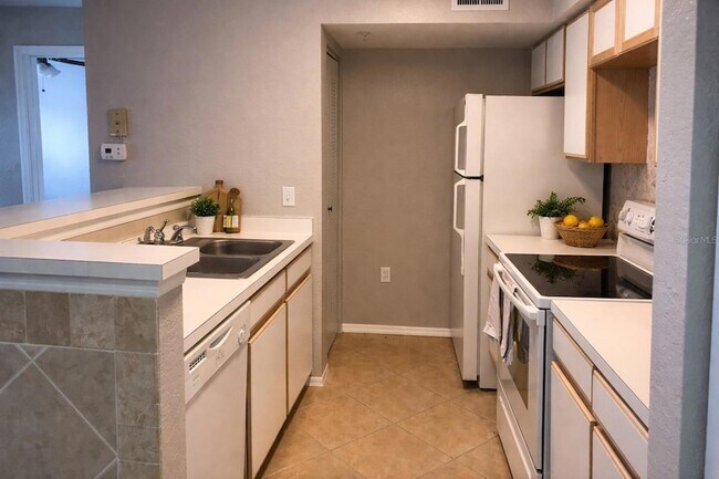 Photo - 2209 Antigua Pl Unit 815