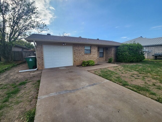 Photo - Welcome to your dream home! Beautiful 3 bed/2 bath AVAILABLE SOON!