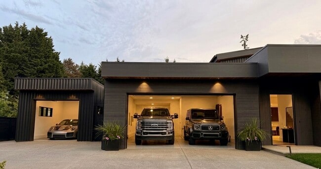 Photo - 7Bd/6Ba Bellevue Home