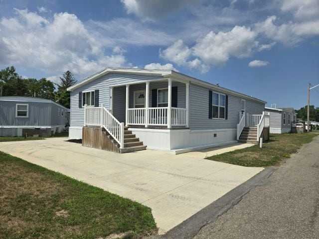 Building Photo - 1411 Center Dr Rental