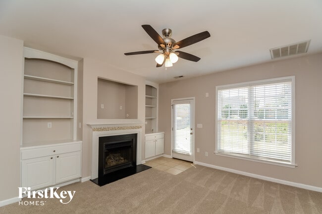 Photo - 136 Marino Pl