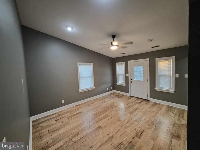 Photo - 17268 Larimer St