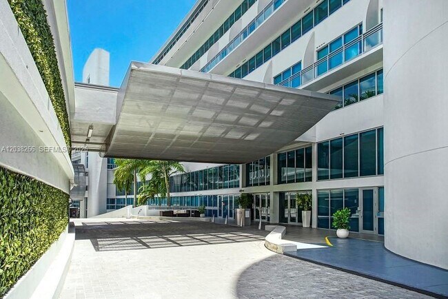 Photo - 2950 NE 188th St Unit 108