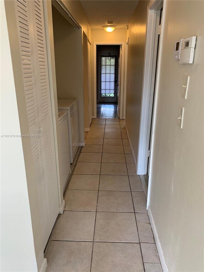 Photo - 1314 White Pine Dr Unit 8-B