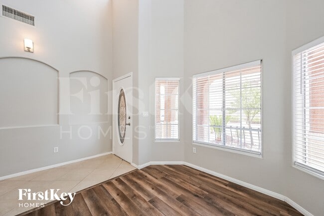 Photo - 10831 Vestone St