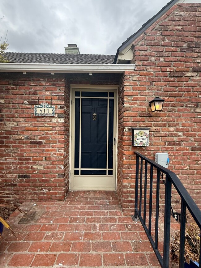 Photo - Charming Carriage District Single Story Ho... House