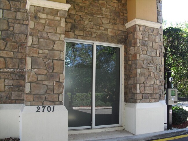 Photo - 2750 Jockey Cir