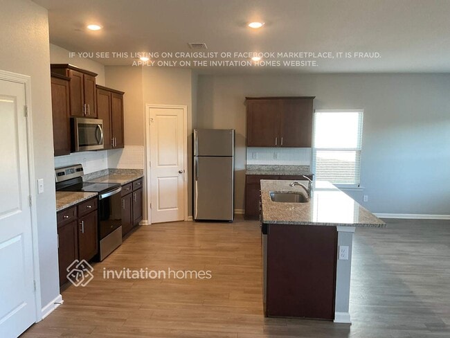 Photo - 649 Gleaner Wy