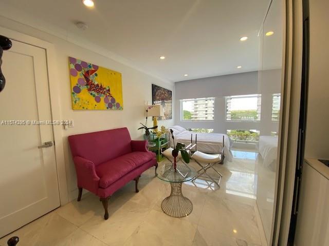 Photo - 700 Biltmore Way Unidad 816