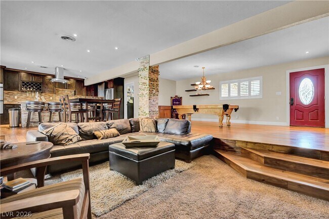 Photo - 2712 W Oakey Blvd