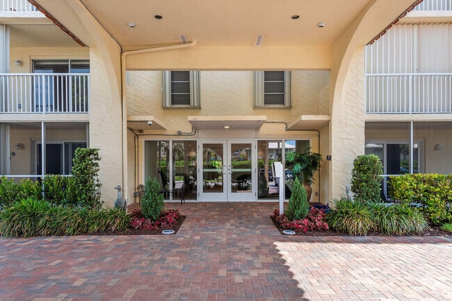 Building Photo - 951 De Soto Rd Unit 533 Rental