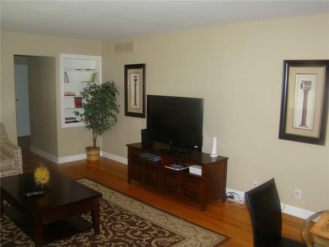 Photo - 3558 Central Ave