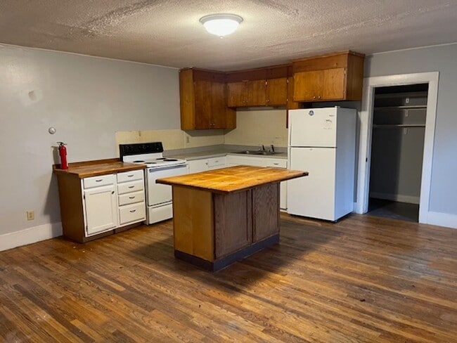 Photo - 18 Central St Unit 3