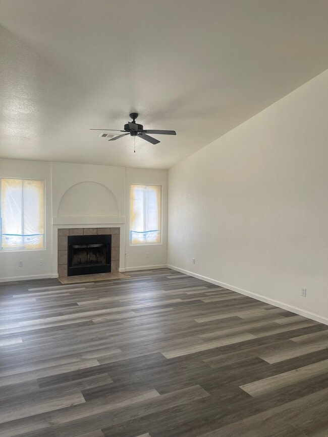 Photo - Coming Soon! Charming 3-Bedroom, 2-Bathroom Home for Rent in Quiet Neighborhood