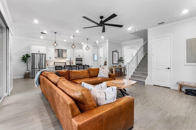 Photo - 981 Castaway Ct
