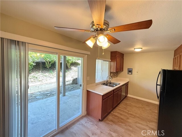 Photo - 23732 Hillhurst Dr Unidad 73