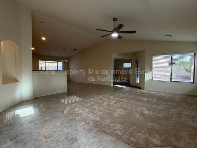 Photo - 15847 W Saguaro Ln
