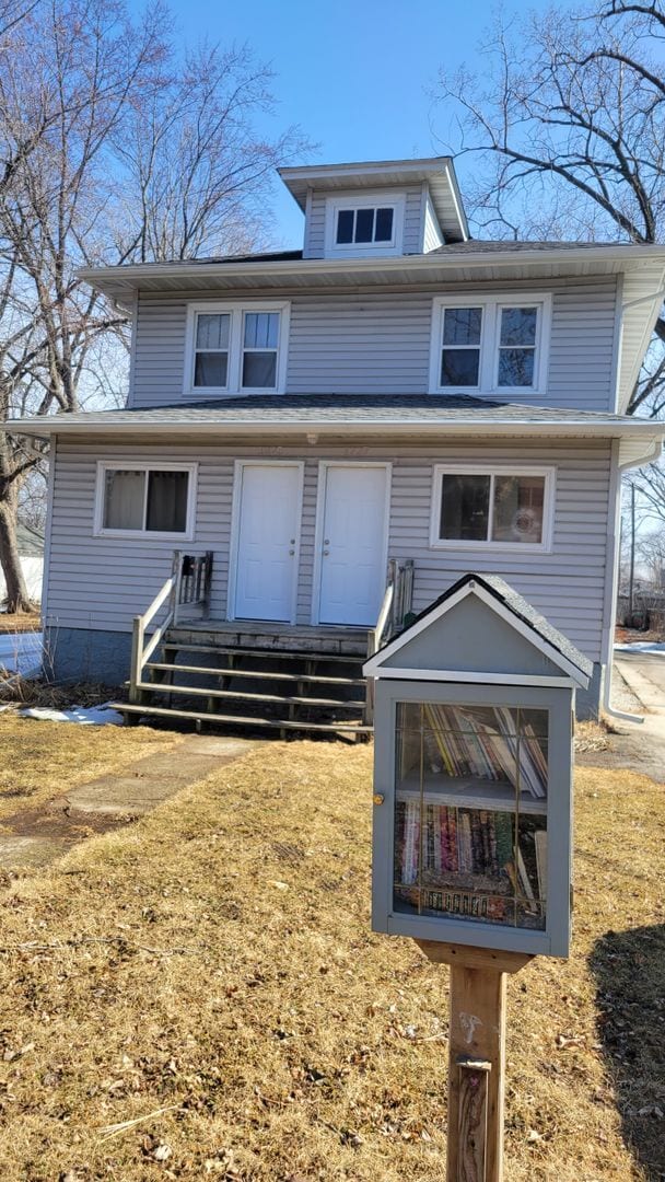 Photo - 2 bedroom/1 Bath duplex with large yard Unit 1227 12th Ave