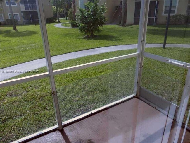 Photo - 880 Cypress Park Way Unidad I5