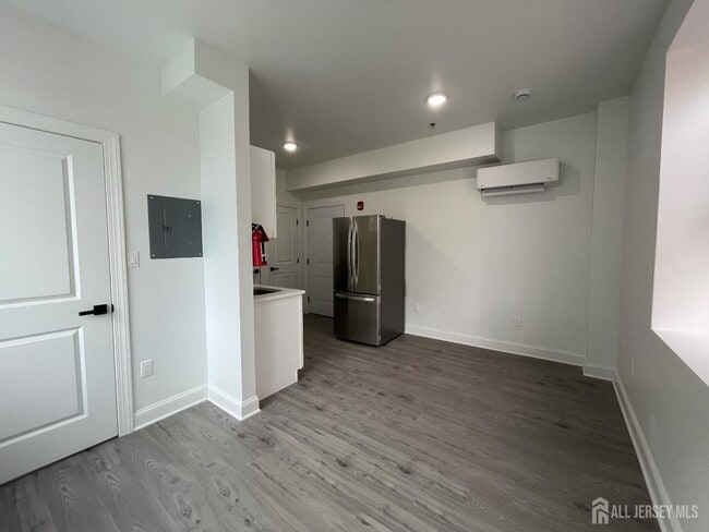 Building Photo - 103 Bayard St Unit 1