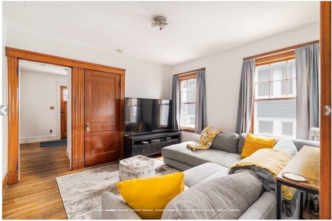 Photo - 12 Upland Rd