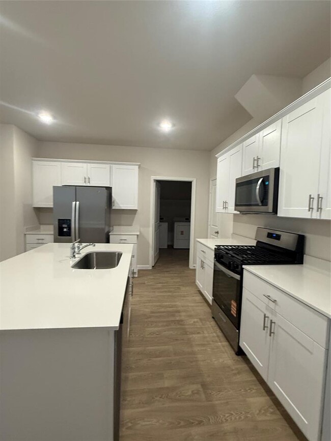 Photo - 233 New Albany Ln