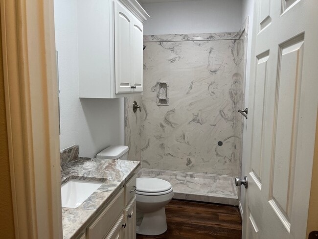 Building Photo - 1841 Caroline Ln