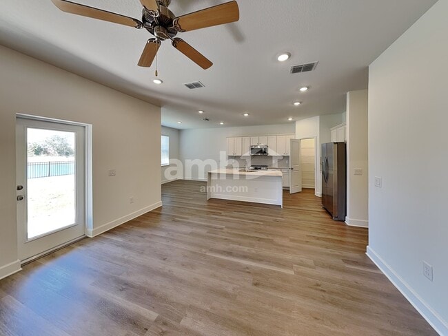 Photo - 16430 Cheyanne Ct