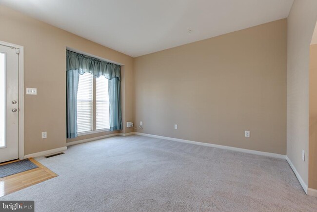 Photo - 7543 Maidenhead Dr