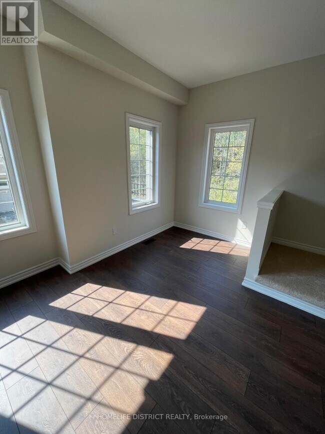 Photo - 620 Colborne St W