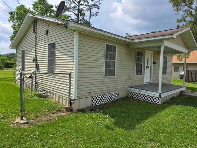 Building Photo - 7186 Headlee Rd