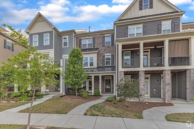 Building Photo - Beautiful 3 story townhome in Wake Forest ...