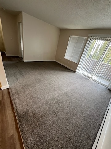1BR, 1BA - 717 SF